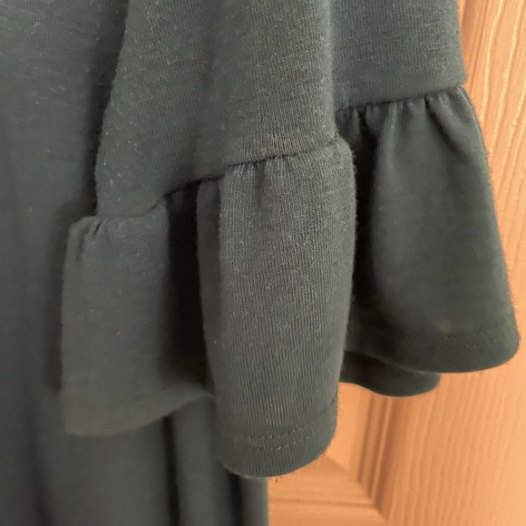 Loft ruffle sleeve top - Picture 2 of 3